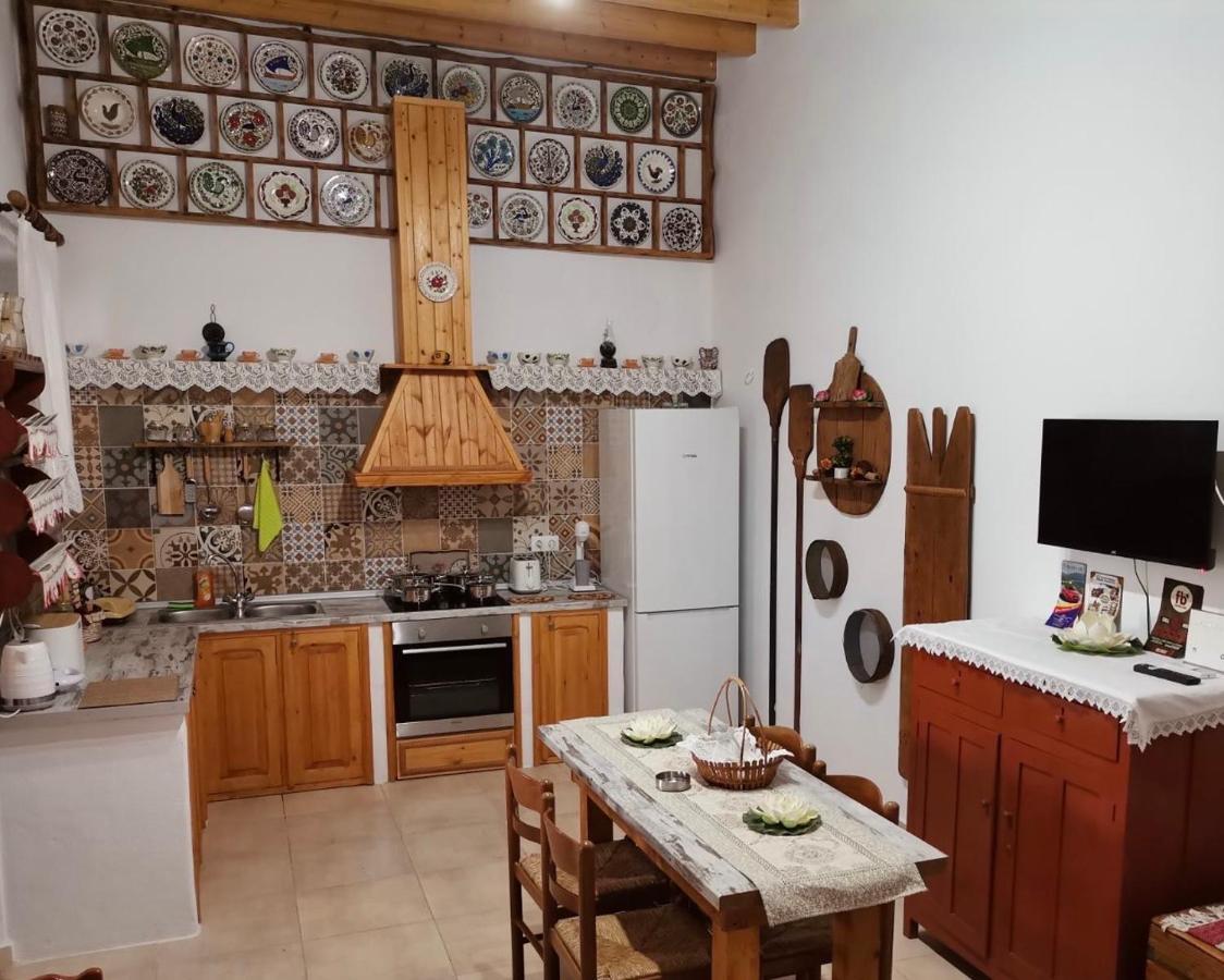 Archangelos Family House 外观 照片